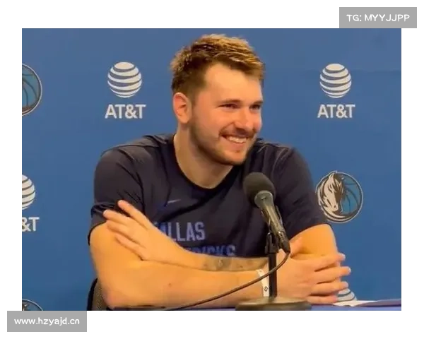 东契奇丝滑连招转身过掉防守高抛打板命中，已经砍下30分